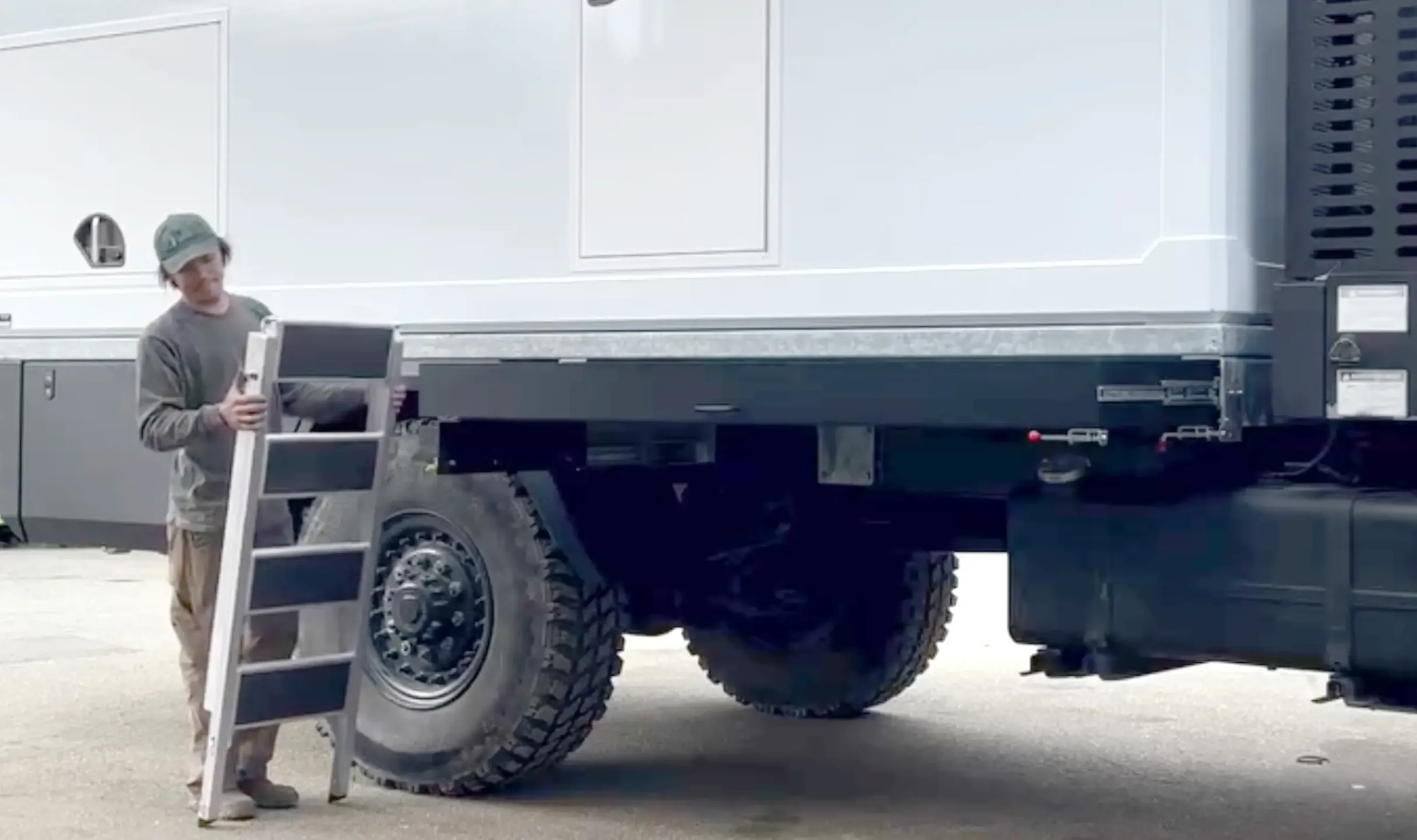 Boondock Decks Truck