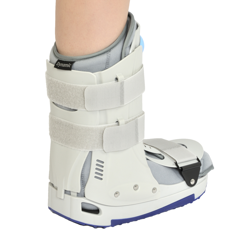 5575 Dynamic Air Walker Short