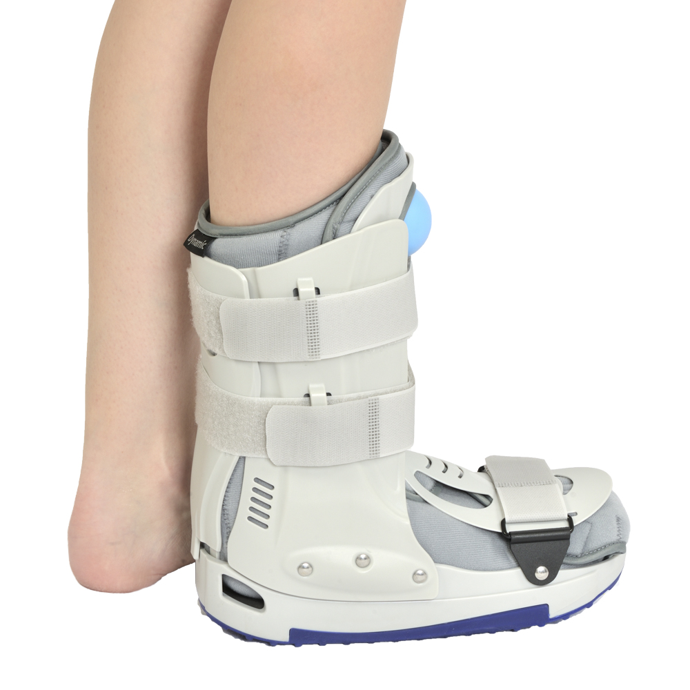 5575 Dynamic Air Walker Short